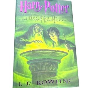 Harry Potter and the Half-Blood Prince Book